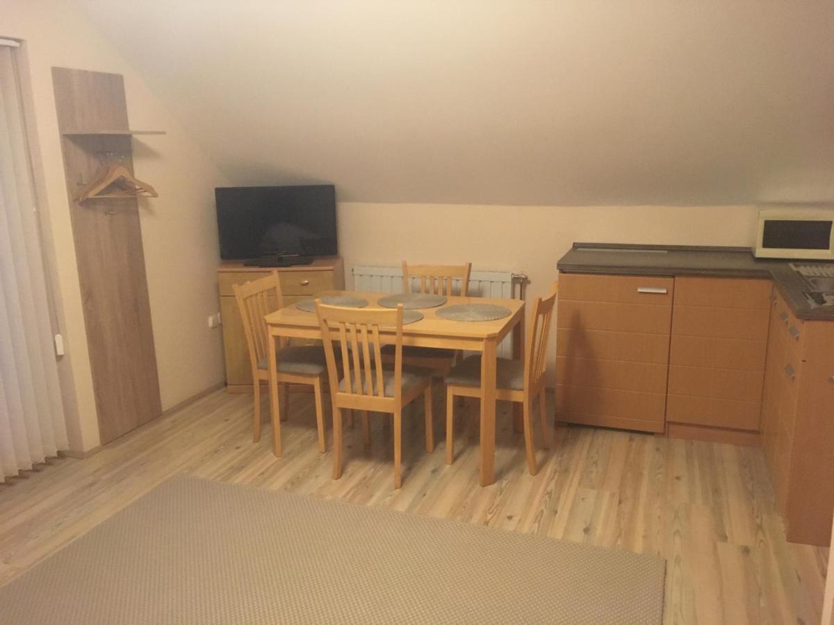 Anonim Apartman Villány Extérieur photo