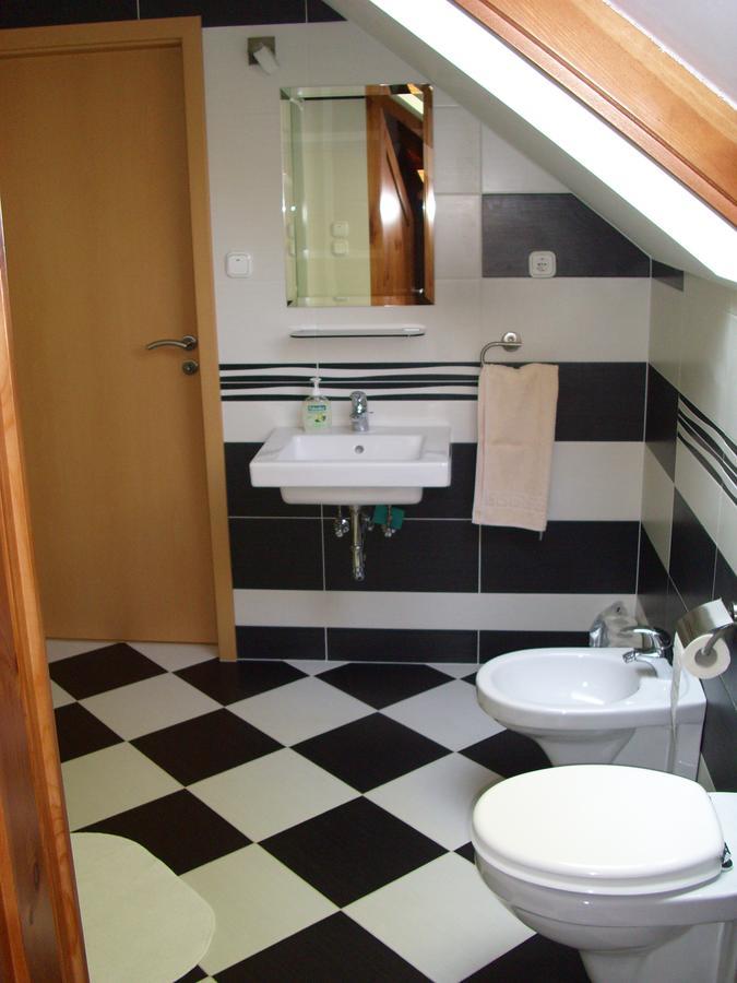Anonim Apartman Villány Extérieur photo